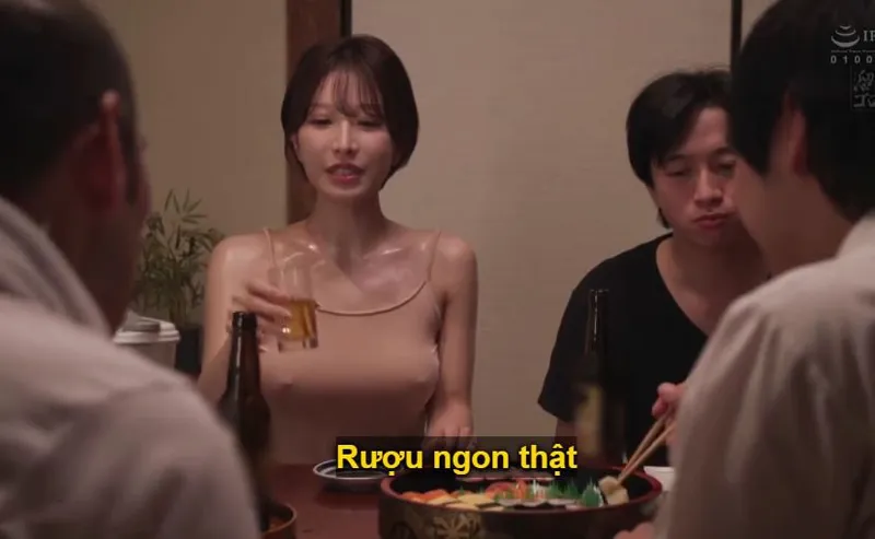 Bà xã gạ xoạc cả gia đình ông xã vì chồng yêu dẫn về quê rồi bỏ bê nứng lồn sml